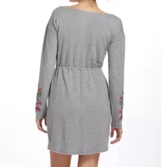 Dolan T-Shirt Anthropolgie Port Maria Gray Floral Embroidered Sweatshirt Dress M - Picture 3 of 12